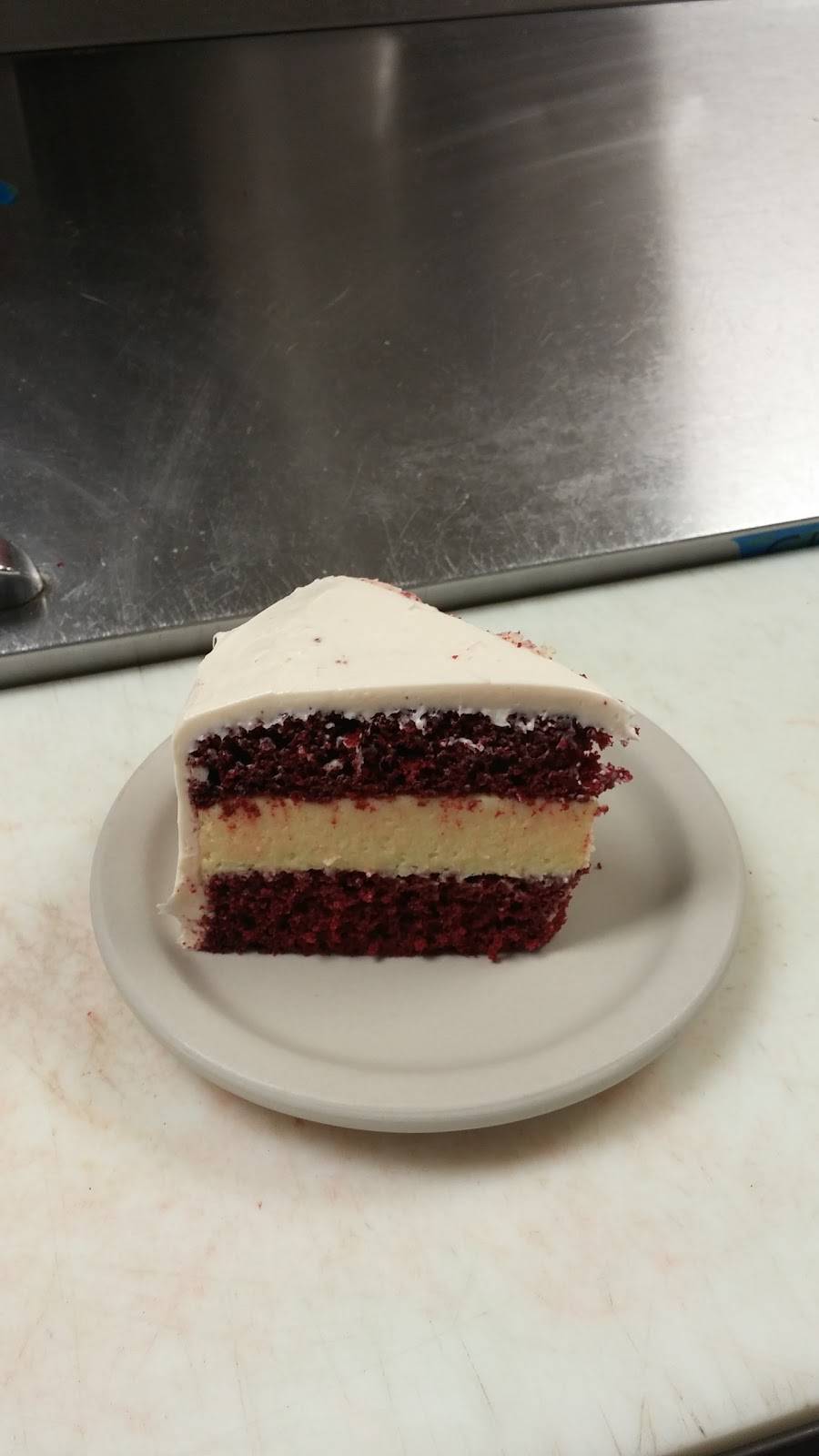 Darrells "Dog Gone Good" Diner | restaurant | 11175 Southwest 93rd Court Road #106, Ocala, FL 34481, USA | 3526719888 OR +1 352-671-9888