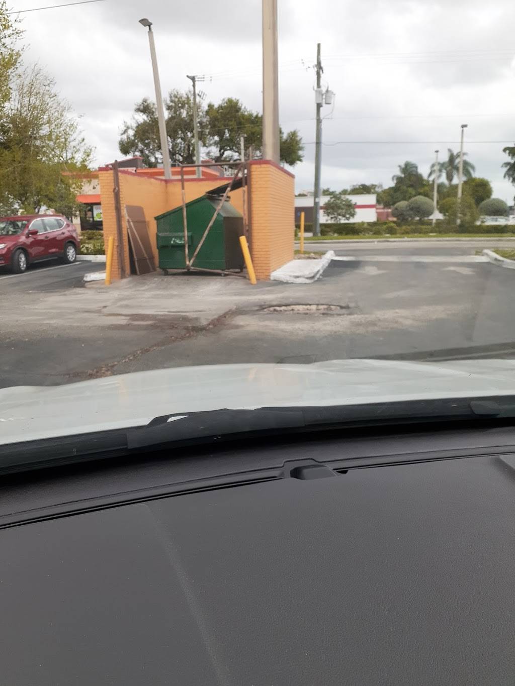 Popeyes Louisiana Kitchen | restaurant | 6800 SW 8th St, Miami, FL 33144, USA | 7865775449 OR +1 786-577-5449