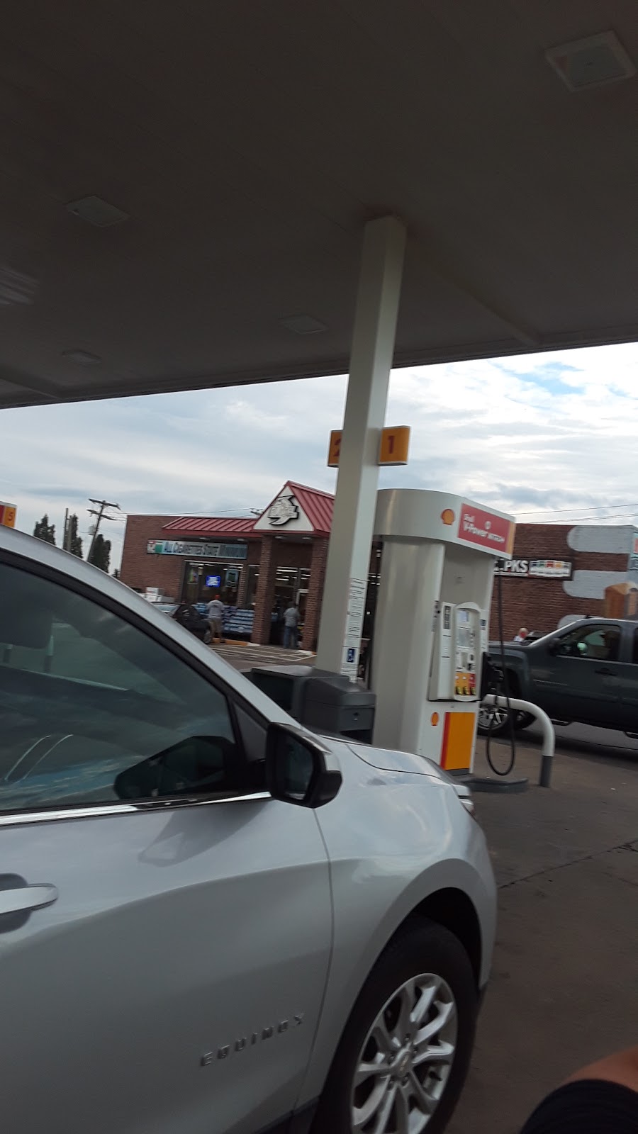 Shell | restaurant | 700 N Service Rd, West Memphis, AR 72301, USA | 8707329730 OR +1 870-732-9730