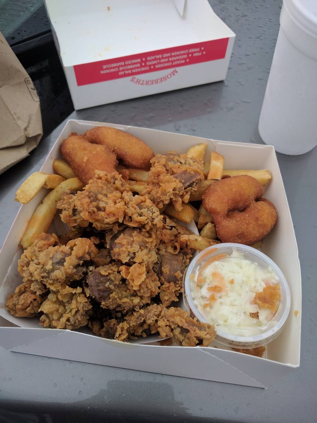 Moseberths Fried Chicken | restaurant | 1505 Airline Blvd, Portsmouth, VA 23707, USA | 7573931721 OR +1 757-393-1721