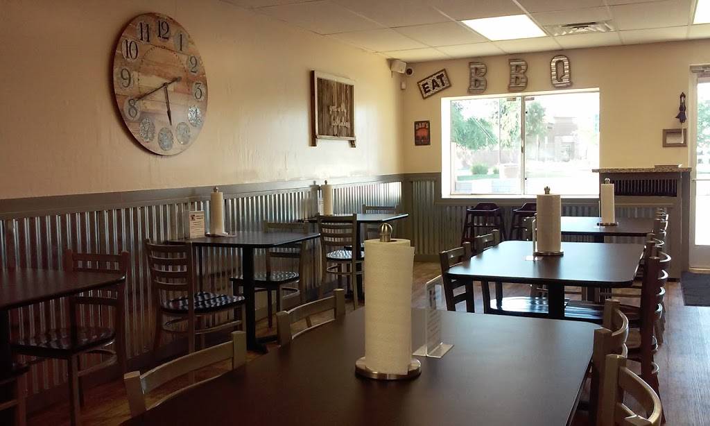 Dads Bar-B-Que & Catering | restaurant | 189 E Lerdo Hwy, Shafter, CA 93263, USA | 6612925183 OR +1 661-292-5183