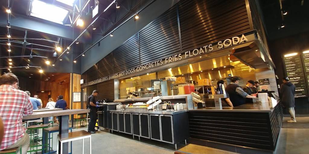 Shake Shack | restaurant | 185 N Morgan St, Chicago, IL 60607, USA | 3128008926 OR +1 312-800-8926