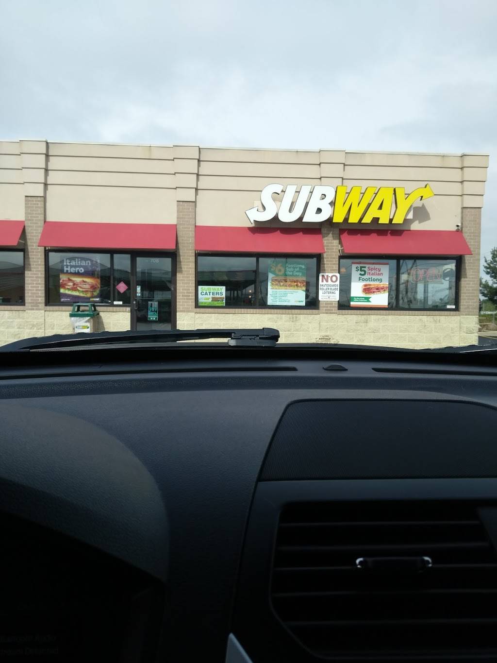 Subway Restaurants | restaurant | 708 Joliet St, Dyer, IN 46311, USA | 2193224831 OR +1 219-322-4831
