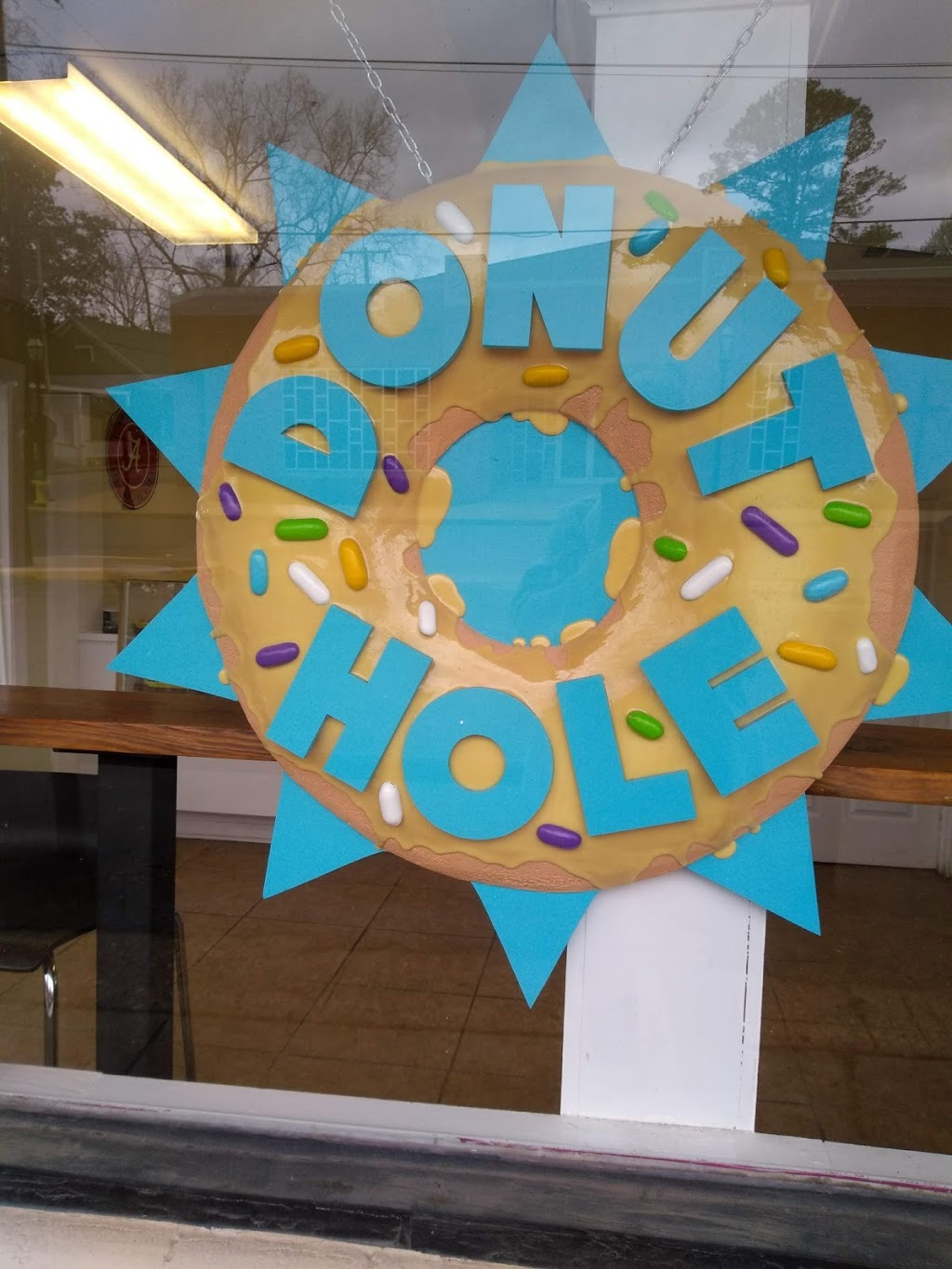 Donut Hole | restaurant | 400 2nd St, Natchitoches, LA 71457, USA | 3185215924 OR +1 318-521-5924