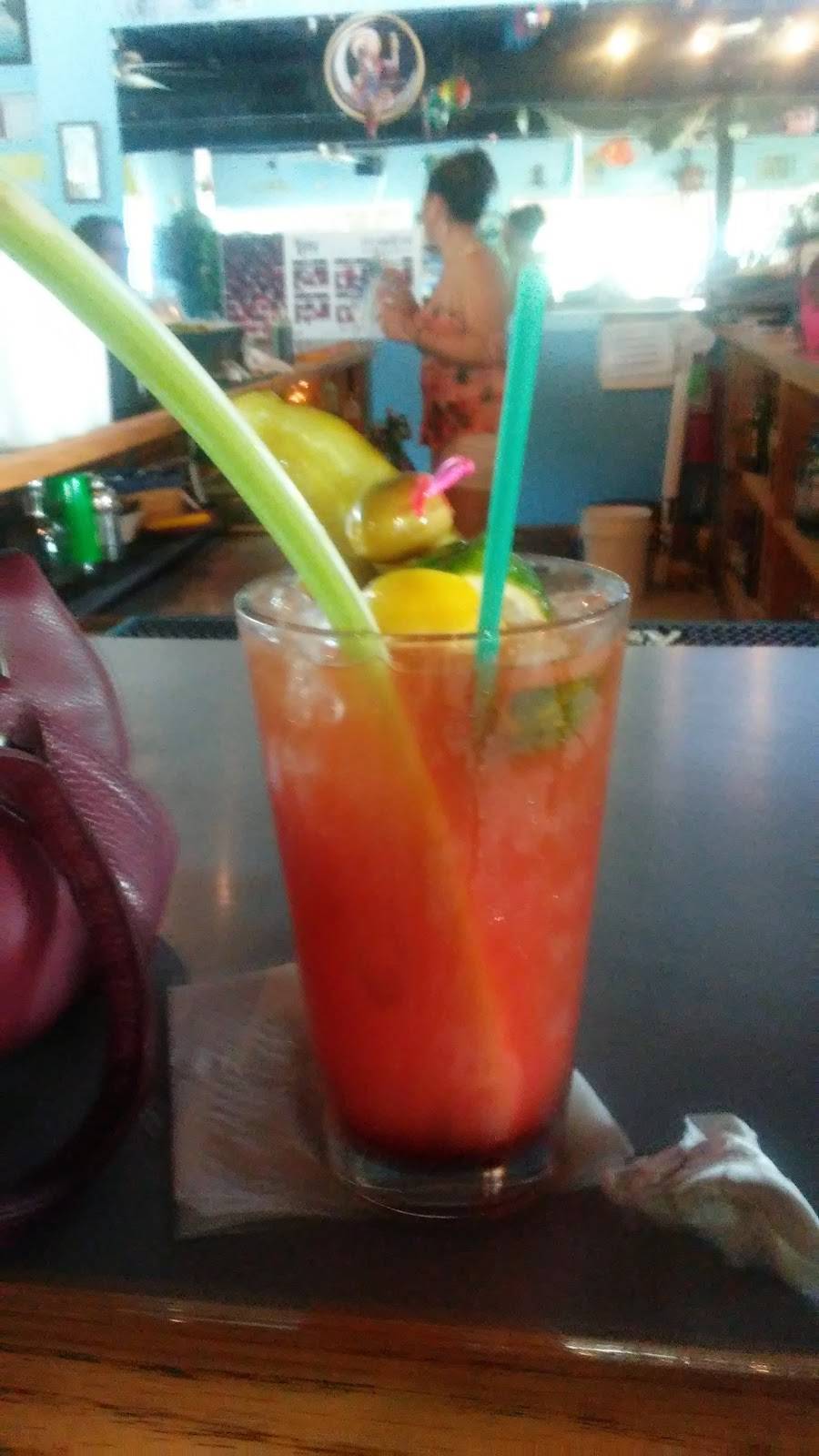 Boondocks Food & Spirits | restaurant | 1 E Dupont Road, Seneca, IL 61360, USA | 8153571100 OR +1 815-357-1100