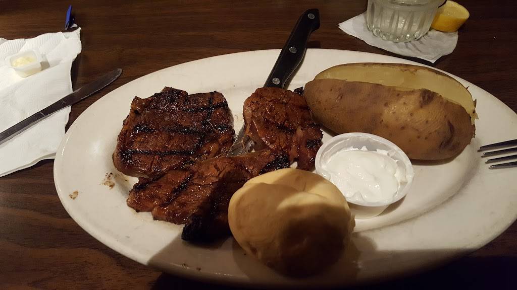 Billy Anns Supper Pub | restaurant | 113 N Main St, Bluffton, IN 46714, USA | 2608248060 OR +1 260-824-8060