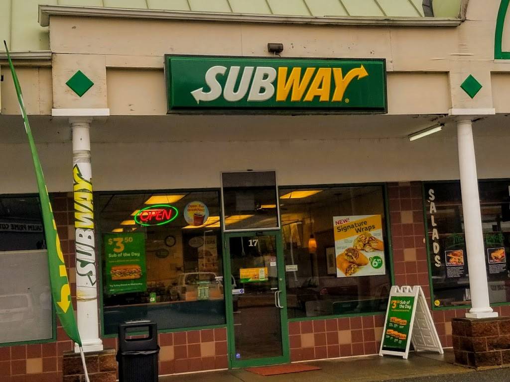 Subway | restaurant | 17 Salem Town Center, Salem, CT 06420, USA | 8608851985 OR +1 860-885-1985