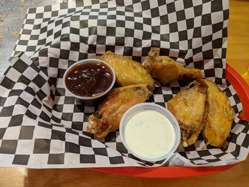 West Hills Pizza Company | restaurant | 7543 Fallbrook Ave, West Hills, CA 91307, USA | 8183474992 OR +1 818-347-4992