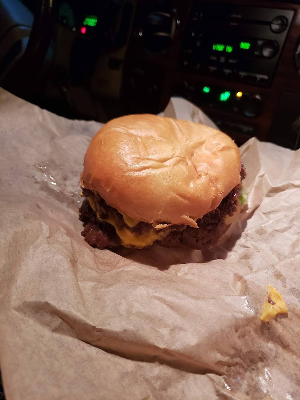 The Sear Shack | restaurant | 427 E Commerce St, Hernando, MS 38632, USA | 6624694114 OR +1 662-469-4114