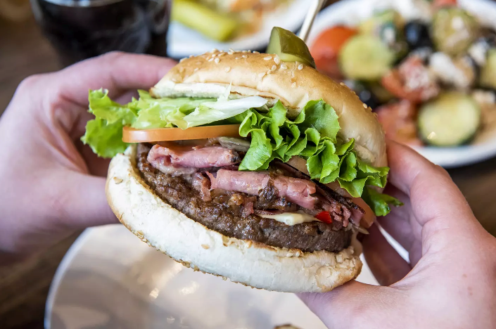 RockN Deli - Montreal Smoked Meat | restaurant | 1100 Boulevard Maloney O, Gatineau, QC J8T 6G3, Canada | 8195259191 OR +1 819-525-9191