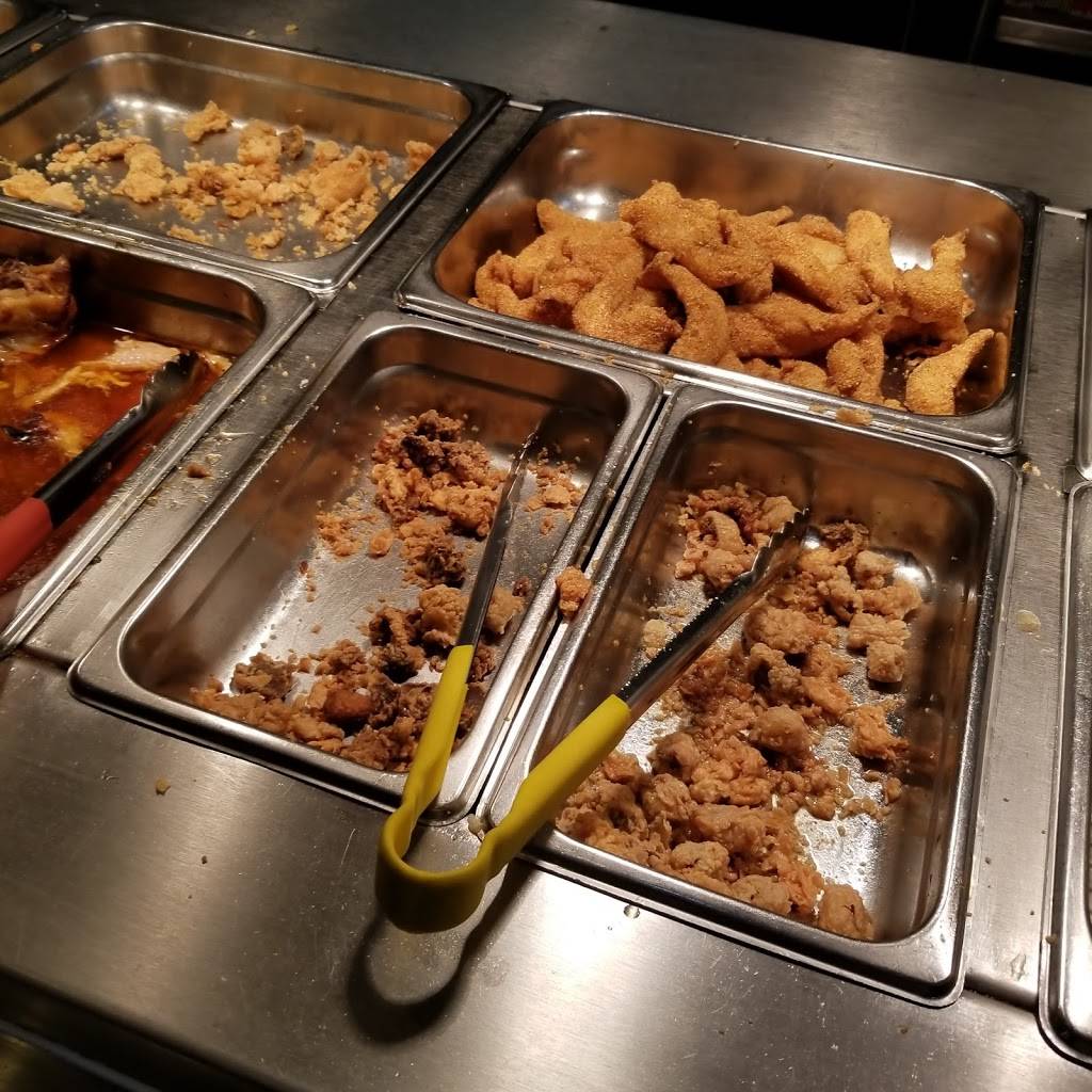 Hartz Chicken Buffet | restaurant | 10314 US-59, Wharton, TX 77488, USA | 9792828800 OR +1 979-282-8800