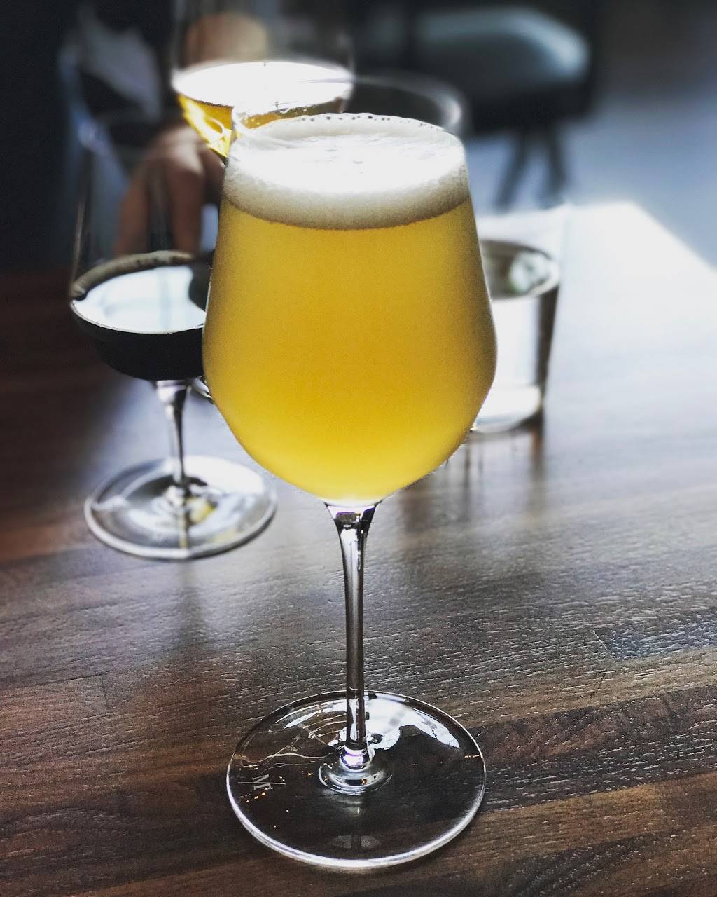 Moody Tongue Brewing Company | restaurant | 2136 S Peoria St, Chicago, IL 60608, USA | 3126005111 OR +1 312-600-5111