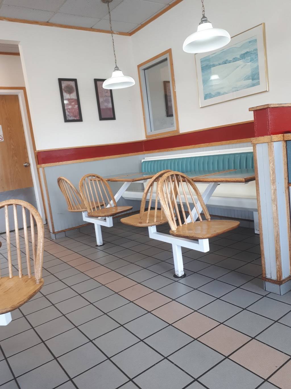 KFC | meal delivery | 27 Dalhousie St, Brantford, ON N3T 2H6, Canada | 5197534623 OR +1 519-753-4623