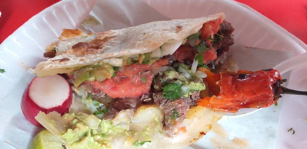 Tacos "El Sinaloense" | restaurant | Calle Alba Roja 12888, Hipodromo Dos, 22195 Tijuana, B.C., Mexico | 016646811067 OR +52 664 681 1067