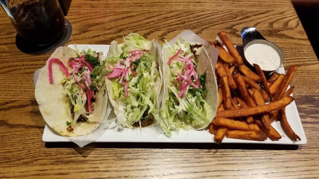 State & Main Kitchen & Bar | restaurant | 378 Taunton Rd E, Whitby, ON L1R 0H4, Canada | 9056558886 OR +1 905-655-8886