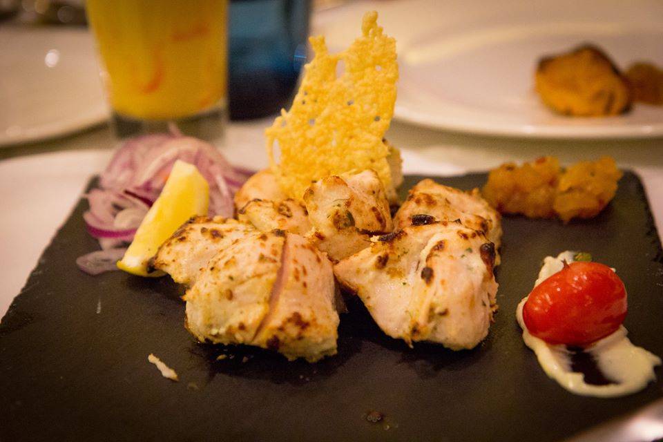 The Maharaja - A Boutique Indian Restaurant | restaurant | 4646 Heritage Hills Blvd #3, Mississauga, ON L5R 1Y3, Canada | 9055072444 OR +1 905-507-2444