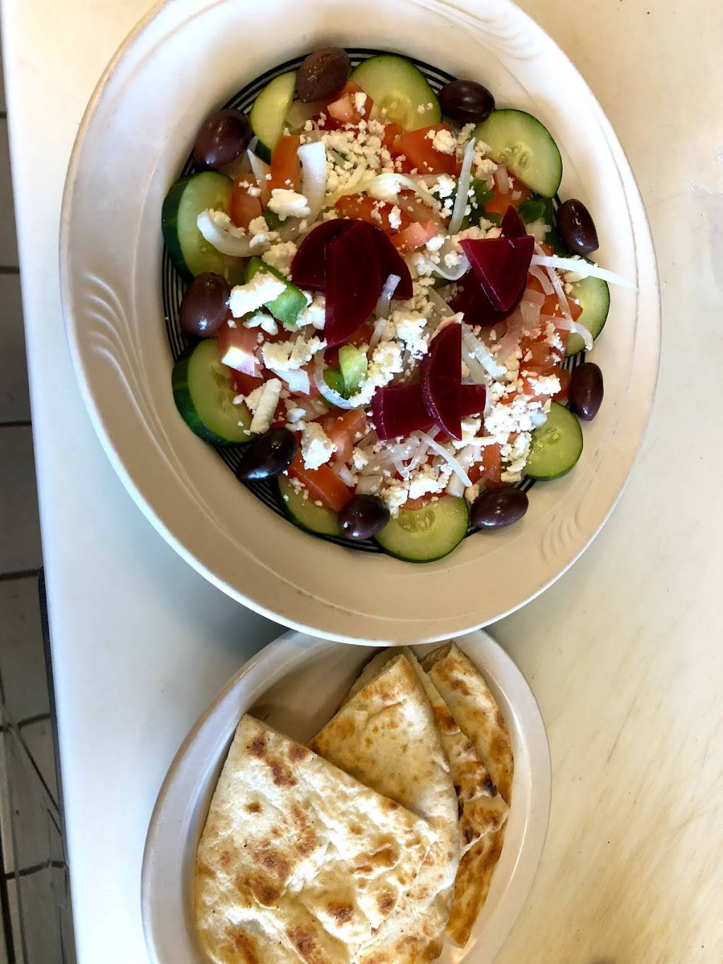 Astoria Coney Island & Restaurant | restaurant | 33523 Eight Mile Rd # C5, Livonia, MI 48152, USA | 2484736406 OR +1 248-473-6406