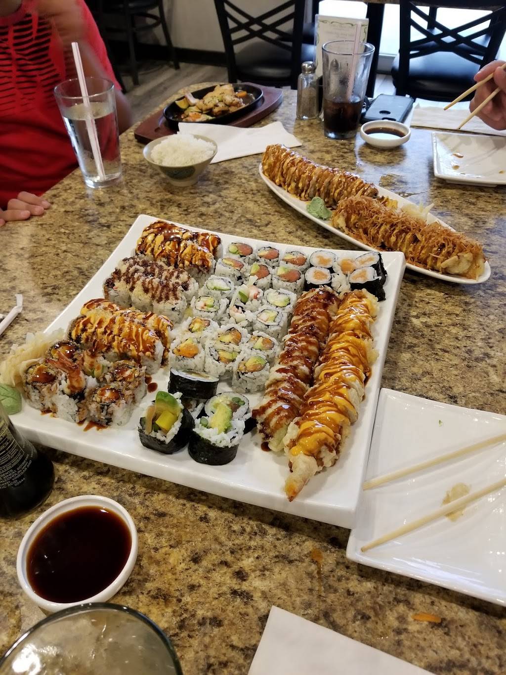 Sushi Land | restaurant | 5903 Dixie Hwy, Village of Clarkston, MI 48346, USA | 2486232555 OR +1 248-623-2555