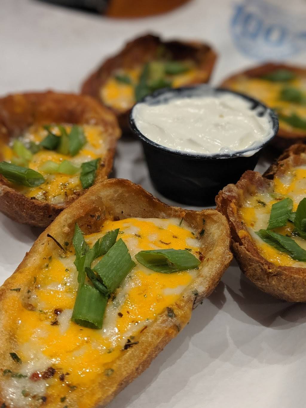 Wild Wing | restaurant | 75 Alder St, Orangeville, ON L9W 5A9, Canada | 5199417171 OR +1 519-941-7171