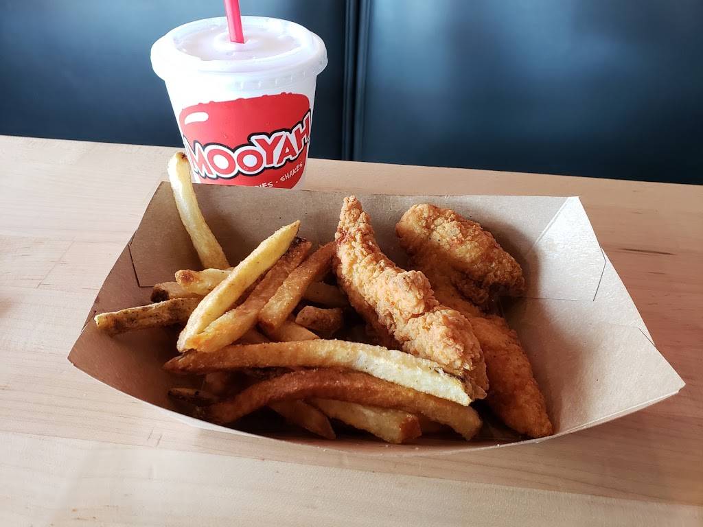 MOOYAH Burgers, Fries & Shakes | restaurant | 8889 Gateway Blvd W Ste 450, El Paso, TX 79925, USA | 9155950100 OR +1 915-595-0100