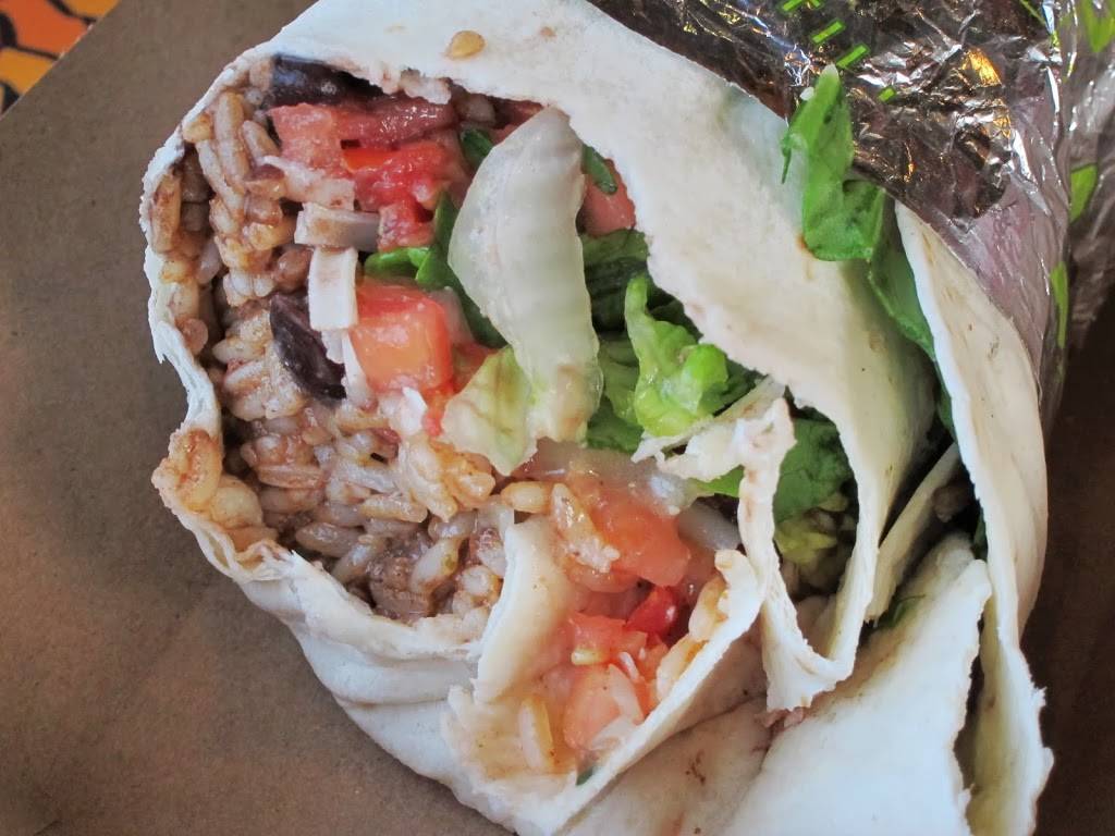 California Tortilla | restaurant | 12211 Darnestown Rd, Gaithersburg, MD 20878, USA | 3013308214 OR +1 301-330-8214