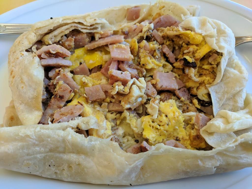 Chunkys Taqueria & Grill | restaurant | 701 Sonoma Mountain Pkwy, Petaluma, CA 94954, USA | 7077753325 OR +1 707-775-3325