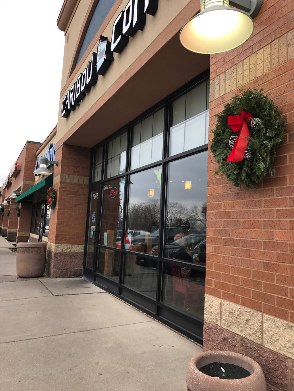 Caribou Coffee | cafe | 7145 E Point Douglas Rd S, Cottage Grove, MN 55016, USA | 6517680794 OR +1 651-768-0794