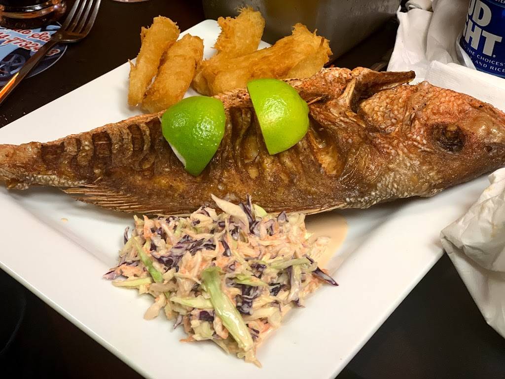 El Arepazo Vzla | restaurant | 2661 Midway Rd #100, Carrollton, TX 75006, USA | 4696770177 OR +1 469-677-0177