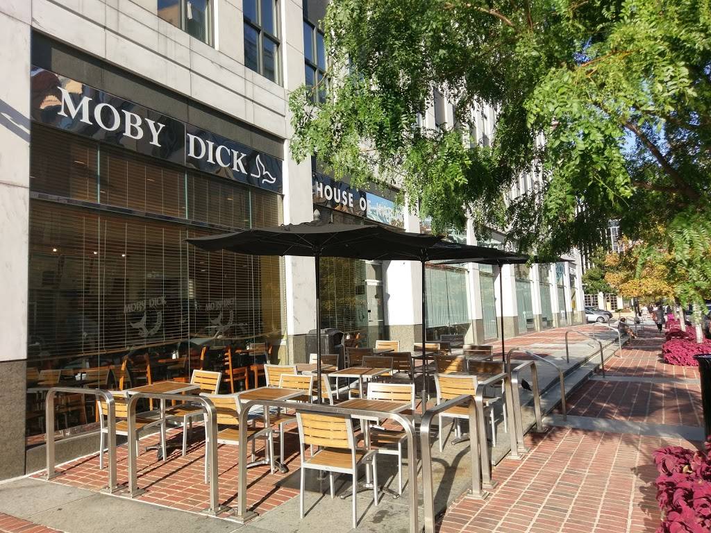 Moby Dick House of Kabob | restaurant | 1300 Connecticut Ave NW, Washington, DC 20036, USA | 2028339788 OR +1 202-833-9788