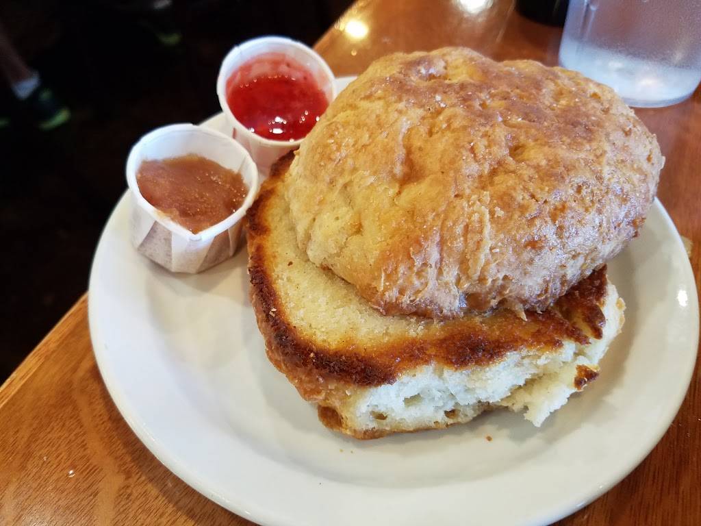 Dougs Day Diner | restaurant | 15444 E Orchard Rd, Centennial, CO 80016, USA | 7208706228 OR +1 720-870-6228