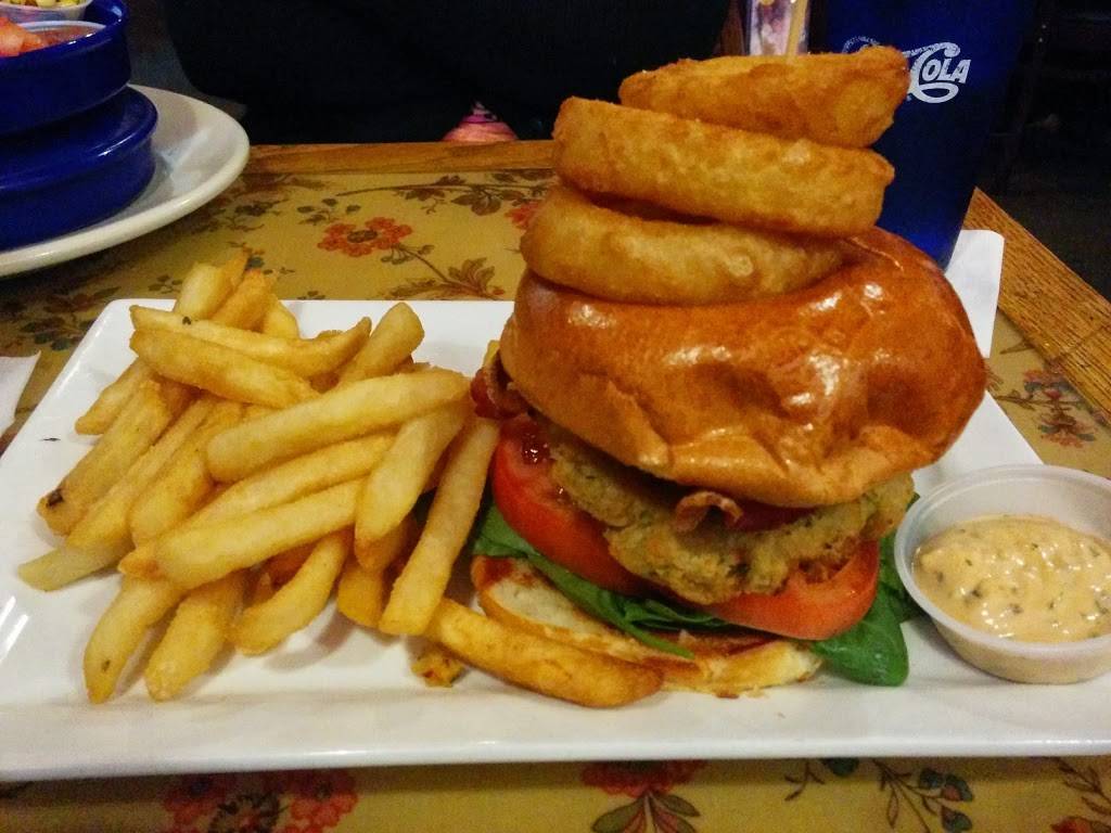 Freestones City Grill | restaurant | 41 William St, New Bedford, MA 02740, USA | 5089937477 OR +1 508-993-7477