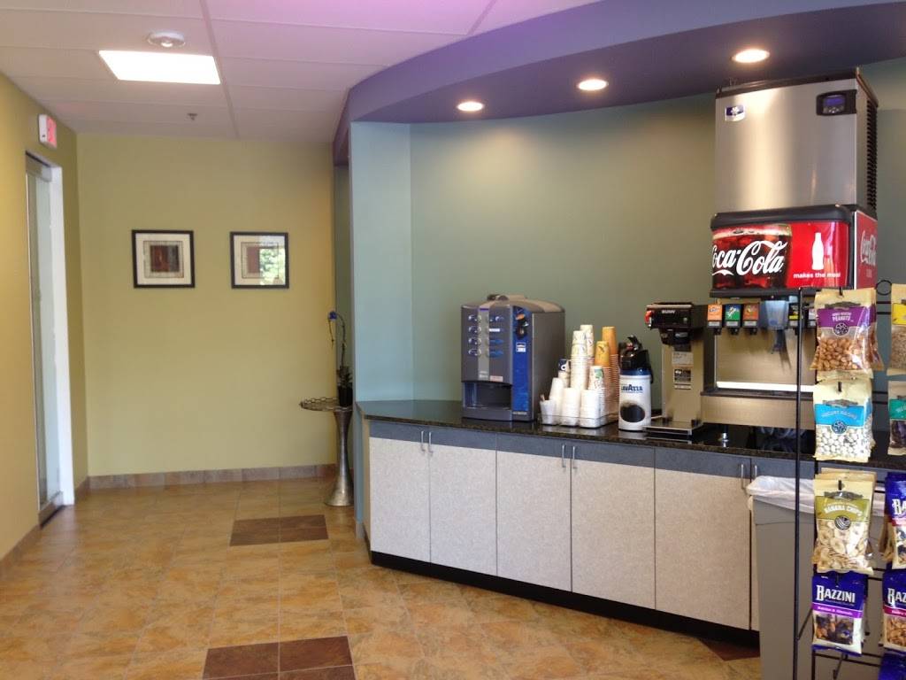 Gallery Cafe | restaurant | 15049 Conference Center Dr, Chantilly, VA 20151, USA | 5716128883 OR +1 571-612-8883