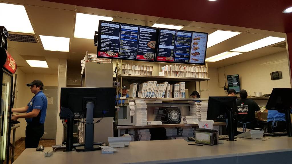 Dominos Pizza | meal delivery | 153 Peabody Rd Ste C, Vacaville, CA 95687, USA | 7074474004 OR +1 707-447-4004