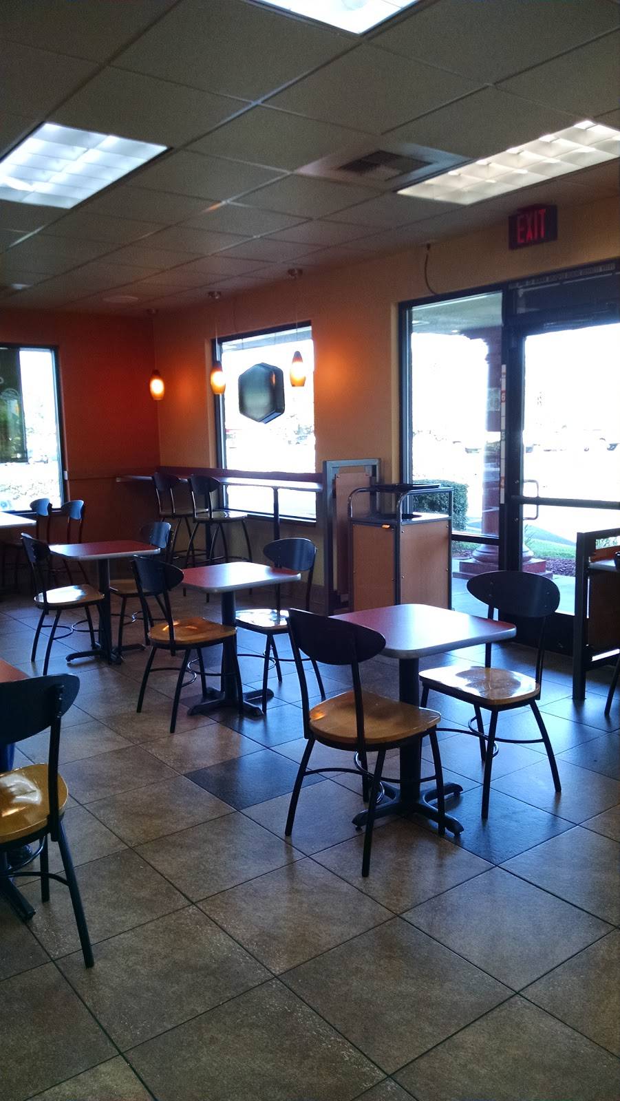 Jack in the Box | restaurant | 4602 Almaden Expy, San Jose, CA 95118, USA | 4087233845 OR +1 408-723-3845