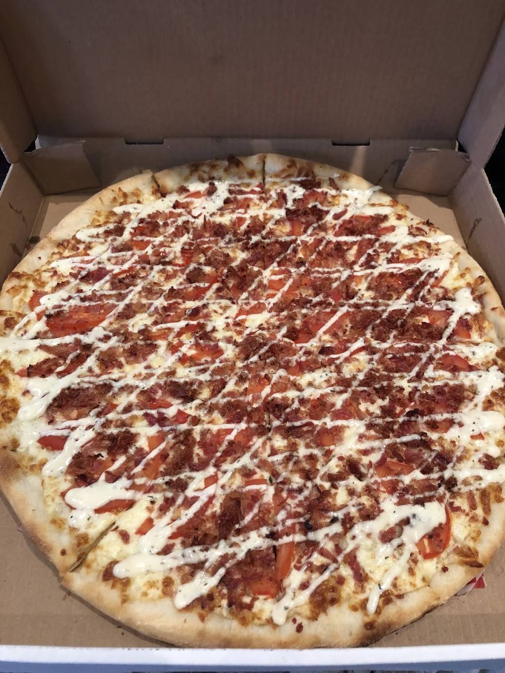 Papillon Pizzeria | restaurant | 16610 Bayview Ave Unit 1&2, Newmarket, ON L3X 2H9, Canada | 9052350900 OR +1 905-235-0900