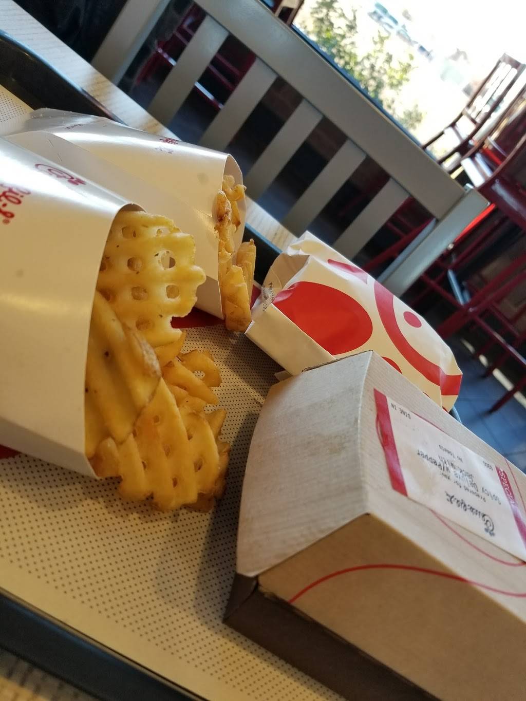 Chick-fil-A | restaurant | 3454 Historic Sully Way, Chantilly, VA 20151, USA | 7035952930 OR +1 703-595-2930