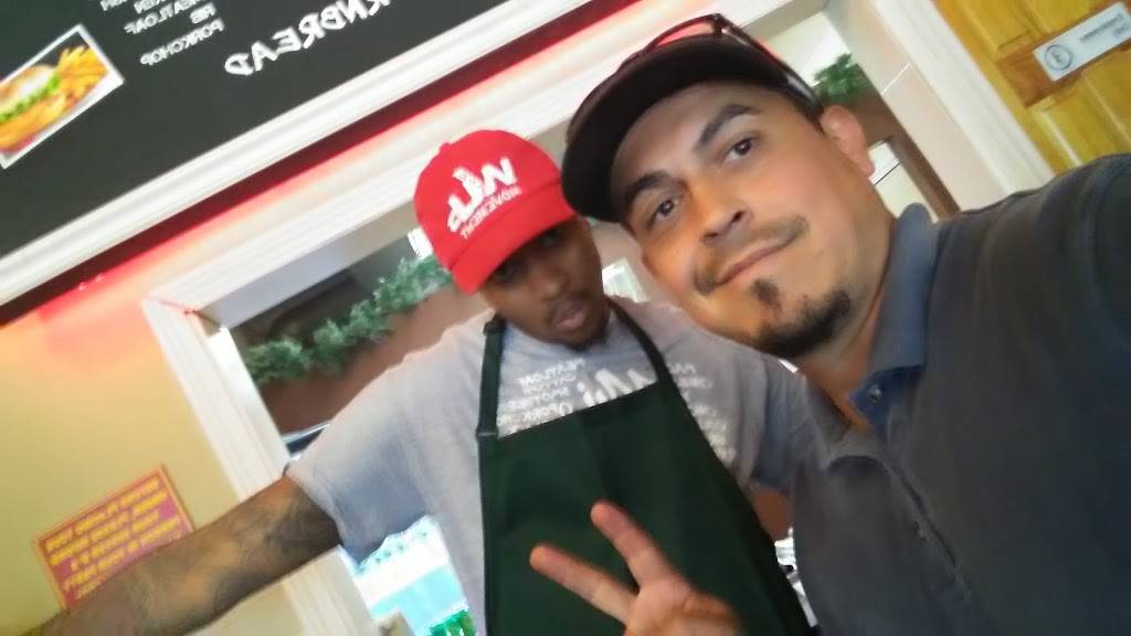 Khi & Elis Food For The Soul | restaurant | 882 Sumner Ave, Springfield, MA 01108, USA | 4137320860 OR +1 413-732-0860