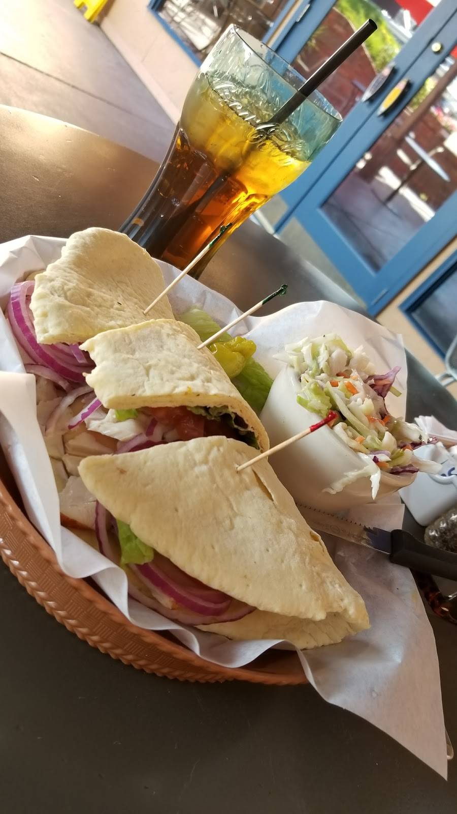 McGraffs American Grill | restaurant | 1602 E Eisenhower Blvd, Loveland, CO 80537, USA | 9706698847 OR +1 970-669-8847