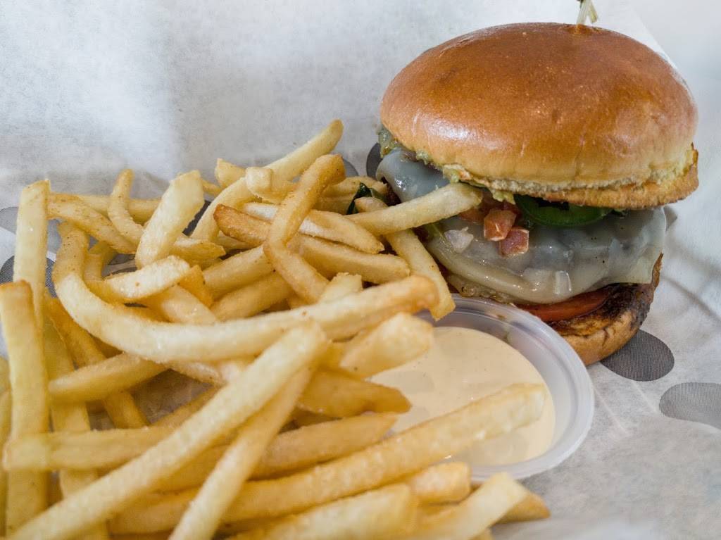 Burger 21 | restaurant | 6196 Falls of Neuse Rd #116, Raleigh, NC 27609, USA | 9199008807 OR +1 919-900-8807