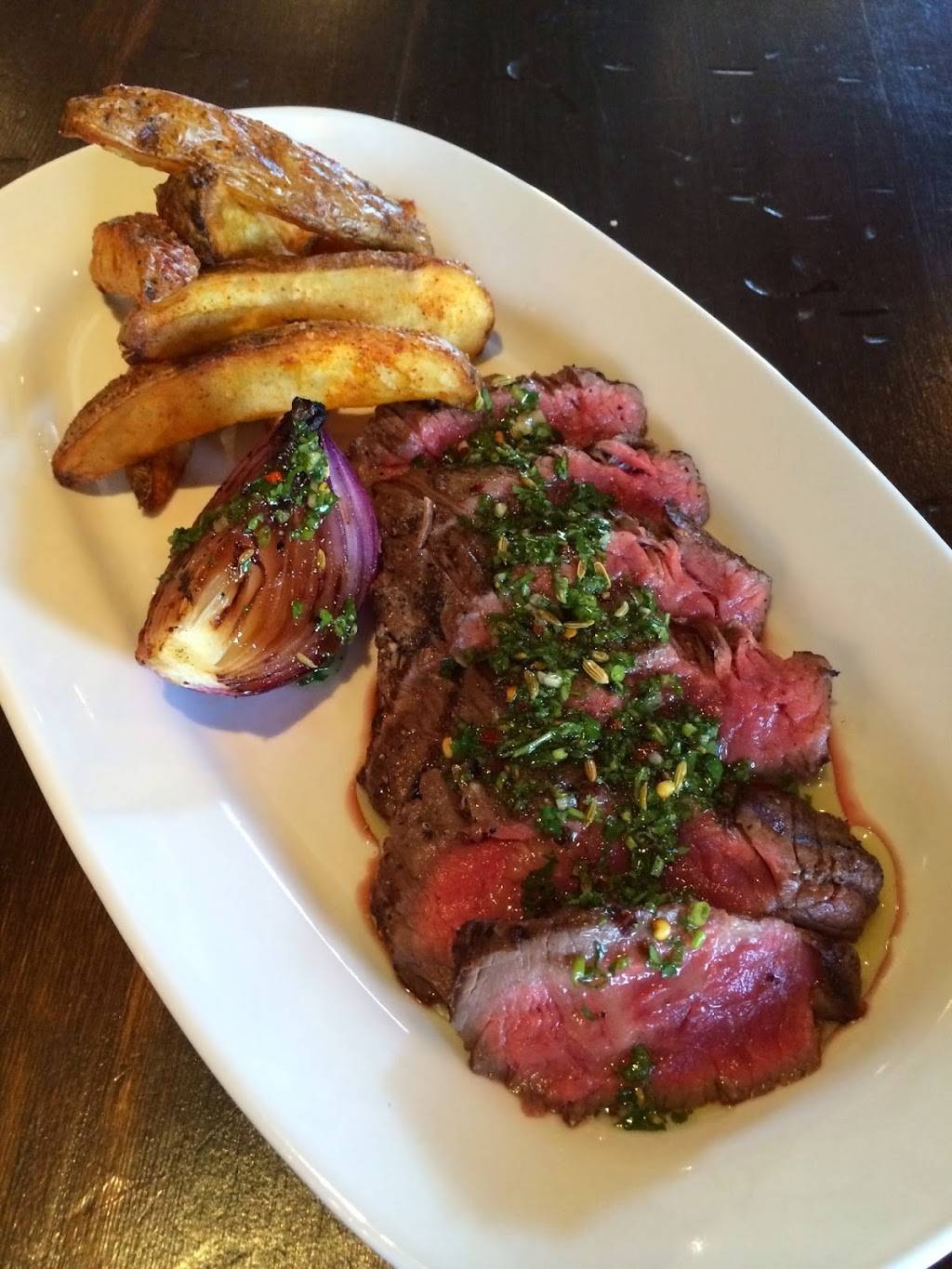 Henrys Majestic | restaurant | 4900 McKinney Ave, Dallas, TX 75205, USA | 4698939400 OR +1 469-893-9400