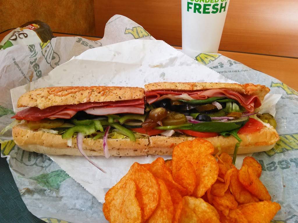 Subway Restaurants | restaurant | Promenade Plaza, 11281 SW 152nd St Unit 1, Miami, FL 33157, USA | 3052346644 OR +1 305-234-6644