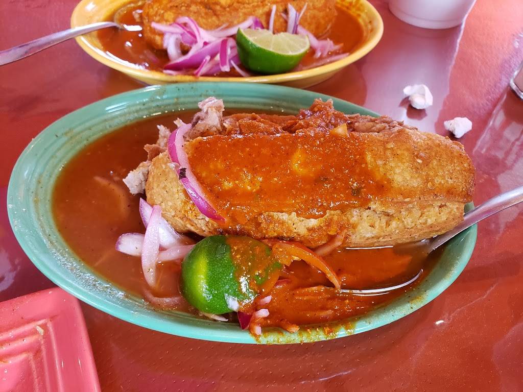 Tortas Ahogadas el Rey | restaurant | 11537 Garvey Ave, El Monte, CA 91732, USA | 6265220485 OR +1 626-522-0485