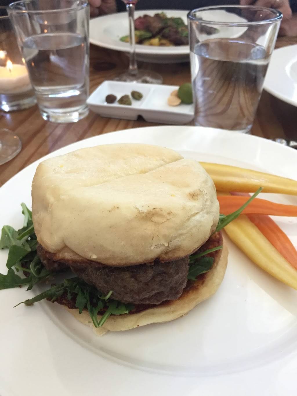 Heirloom Café | restaurant | 2500 Folsom St, San Francisco, CA 94110, USA | 4158212500 OR +1 415-821-2500