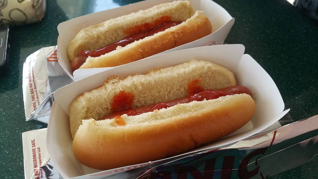 Sonic Drive-In | restaurant | 15125 US-441, Eustis, FL 32726, USA | 3523575371 OR +1 352-357-5371