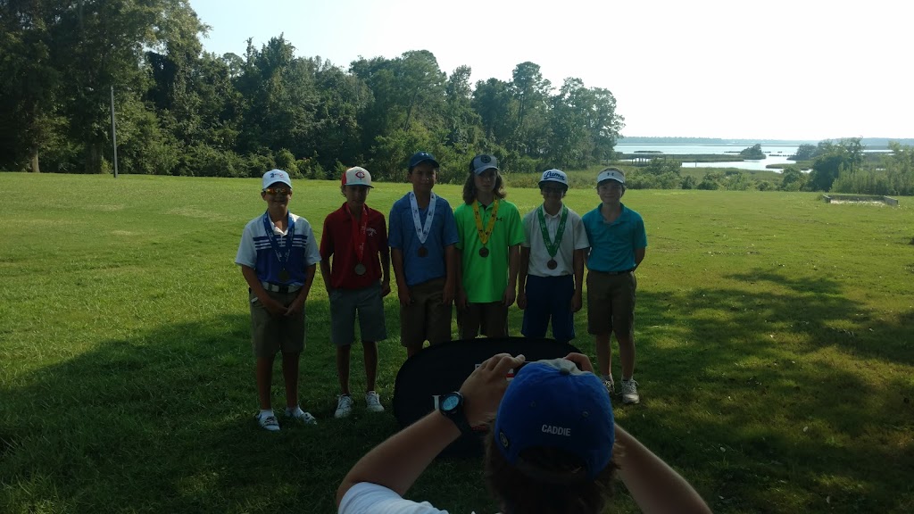 Sunkist Country Club Bar & Grill | restaurant | 2381 Sunkist Country Club Rd, Biloxi, MS 39532, USA | 2283883961 OR +1 228-388-3961