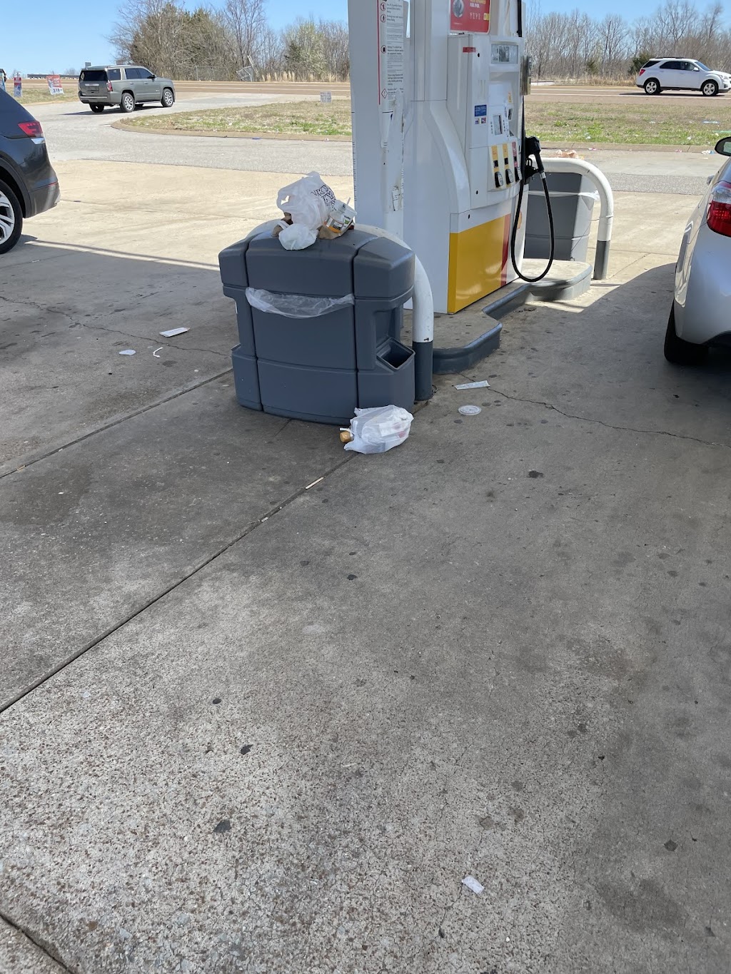 Shell | restaurant | 151 Law Rd, Jackson, TN 38305, USA | 7314223046 OR +1 731-422-3046