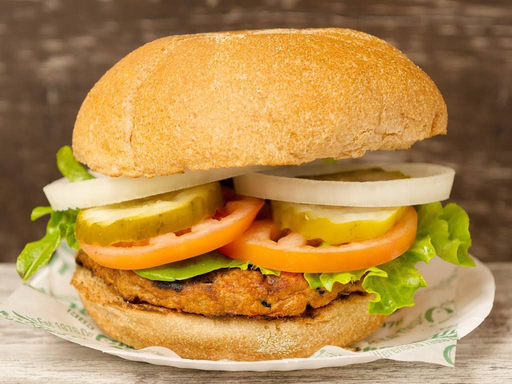 Char-Hut | restaurant | 753 E Commercial Blvd, Oakland Park, FL 33334, USA | 7547011090 OR +1 754-701-1090