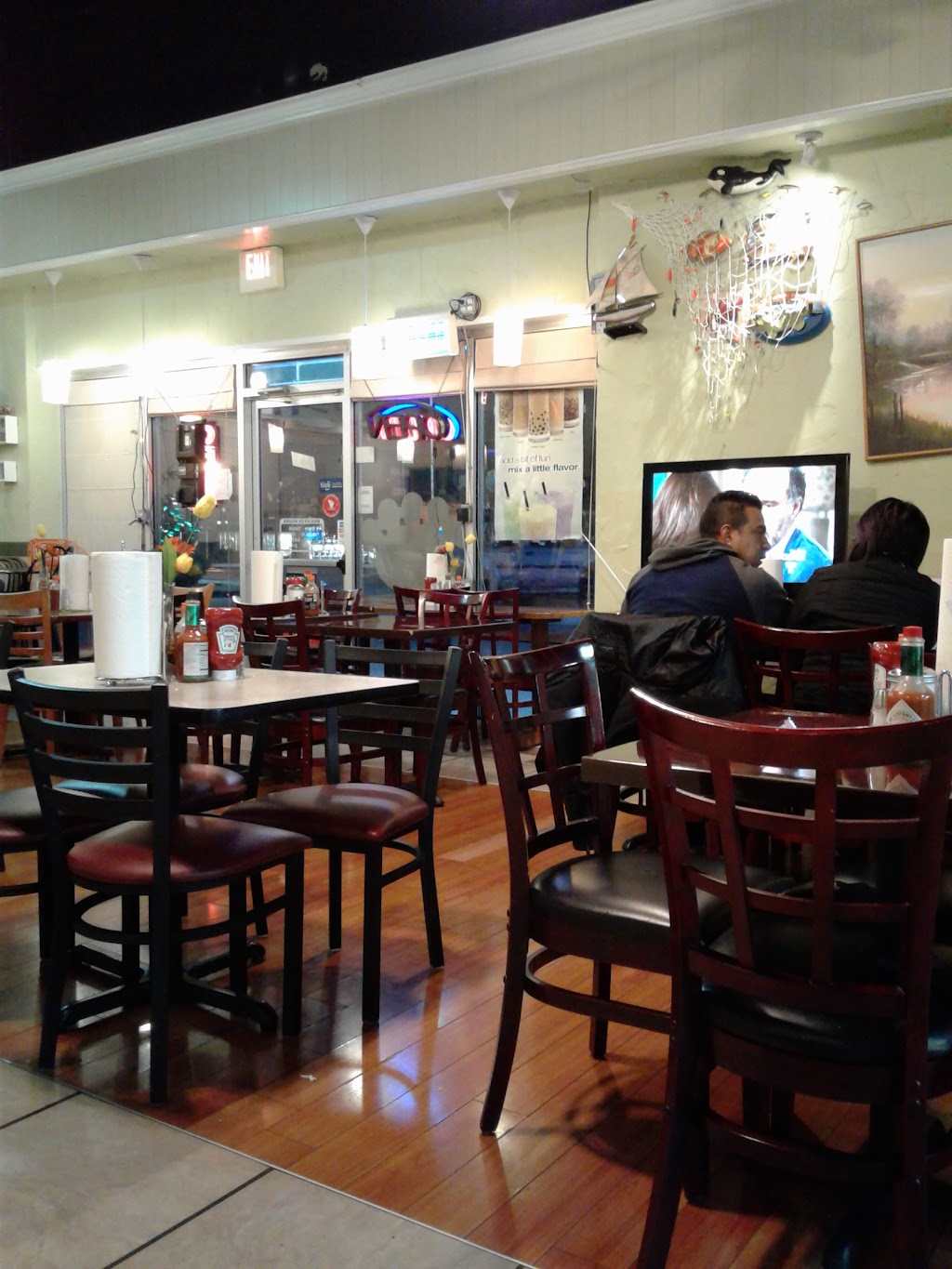 La Paleta Restaurant Y Pupuseria | restaurant | 3620 W Pioneer Dr, Irving, TX 75061, USA | 9728712244 OR +1 972-871-2244