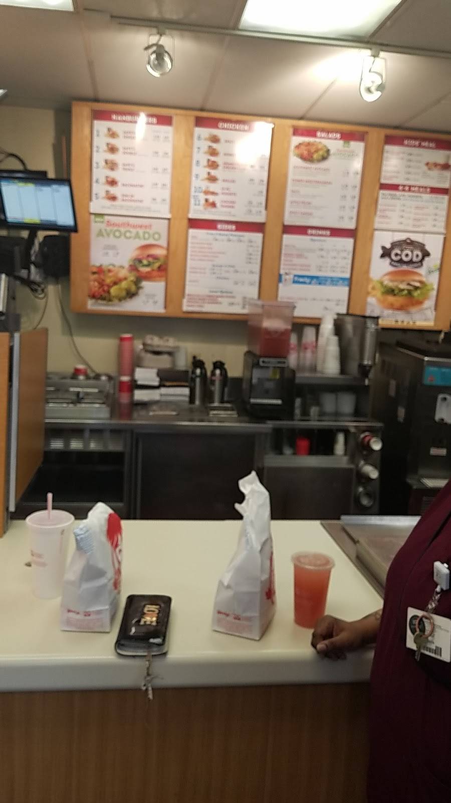 Wendys | restaurant | 25345 Hoover Rd, Warren, MI 48089, USA | 5867587342 OR +1 586-758-7342