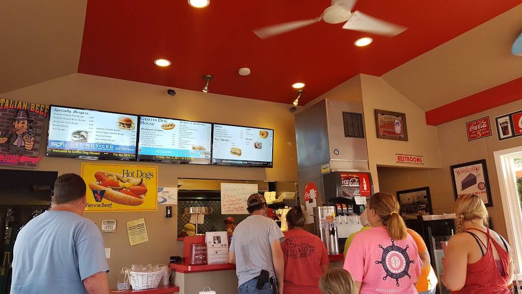 The Griffin Dog House | restaurant | 414 E Solomon St, Griffin, GA 30223, USA | 4702048169 OR +1 470-204-8169